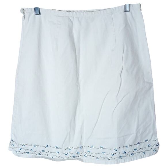 Vintage Ivory Floral Embroidered Hem A-line Women Medium (See Measurements) - Picture 2 of 5